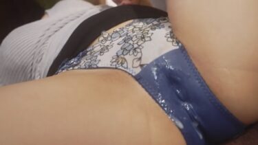 気付かないふりをして布越し2cm挿入状態で施術を続ける小悪魔...